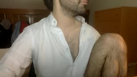Snapshot of babyhardy chatting on June 2, 9:22 am Tom A. online show from June 2, 9:22 am