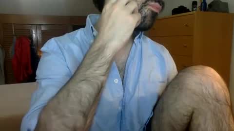 Snapshot of babyhardy chatting on June 9, 10:38 am Tom A. online show from June 9, 10:38 am