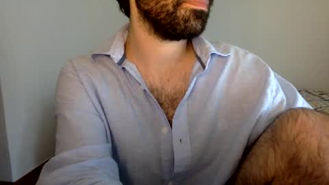 Snapshot of babyhardy chatting on June 23, 4:27 pm Tom A. online show from June 23, 4:27 pm