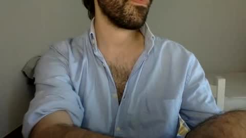 Snapshot of babyhardy chatting on July 1, 3:34 pm Tom A. online show from July 1, 3:34 pm