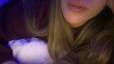 babyhoney333 online show from January 9, 4:59 am