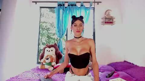 babyhorny_777 online show from February 28, 10:00 pm