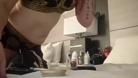 Baby K n Daddy J online show from November 14, 6:23 am