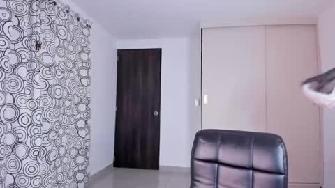 babymiaa_ online show from February 25, 11:25 pm