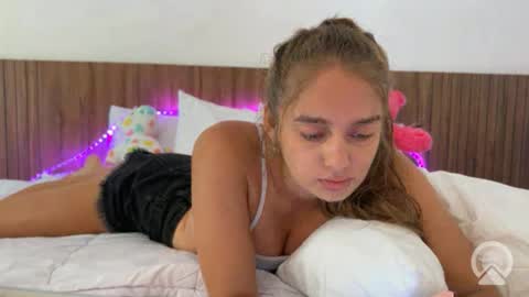 My name is Amelia but for you Melie online show from December 23, 9:07 am