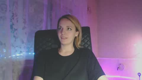 Snapshot of babymuro4ka chatting on January 14, 3:32 am Sonya online show from January 14, 3:32 am