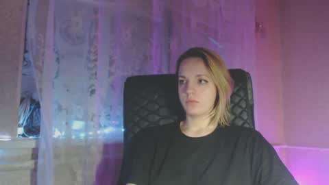 Snapshot of babymuro4ka chatting on January 17, 8:11 pm Sonya online show from January 17, 8:11 pm