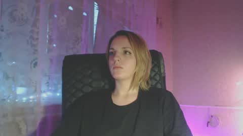 Snapshot of babymuro4ka chatting on January 18, 5:10 am Sonya online show from January 18, 5:10 am