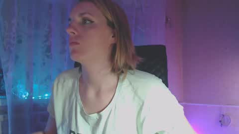 Snapshot of babymuro4ka chatting on January 26, 3:38 am Sonya online show from January 26, 3:38 am