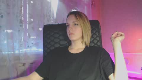 Snapshot of babymuro4ka chatting on February 2, 6:48 am Sonya online show from February 2, 6:48 am