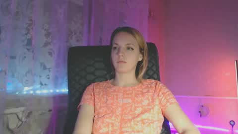 Snapshot of babymuro4ka chatting on February 16, 10:10 pm Sonya online show from February 16, 10:10 pm