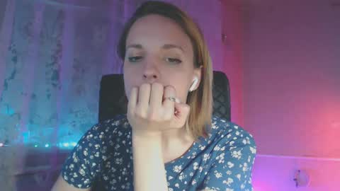 Snapshot of babymuro4ka chatting on February 22, 3:34 am Sonya online show from February 22, 3:34 am