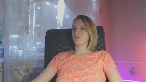 Snapshot of babymuro4ka chatting on February 27, 5:34 am Sonya online show from February 27, 5:34 am