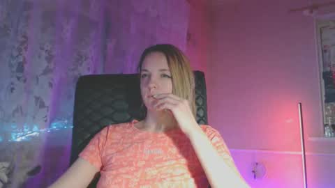 Snapshot of babymuro4ka chatting on March 1, 8:31 pm Sonya online show from March 1, 8:31 pm