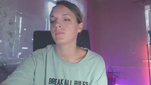 Snapshot of babymuro4ka chatting on September 10, 3:39 am Sonya online show from September 10, 3:39 am