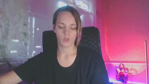 Snapshot of babymuro4ka chatting on October 18, 5:21 am Sonya online show from October 18, 5:21 am