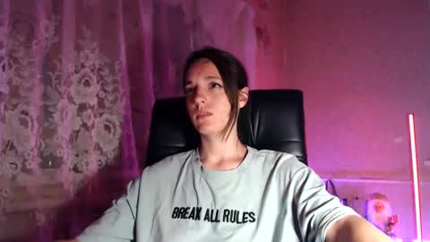 Sonya online show from June 10, 7:13 pm