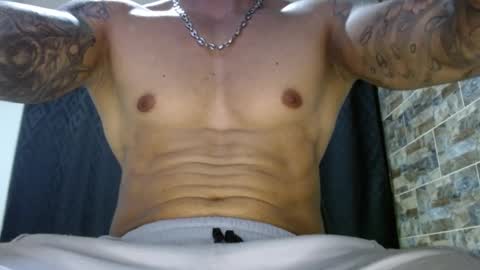 Snapshot of babyrecord chatting on January 8, 4:22 pm babyrecord online show from January 8, 4:22 pm