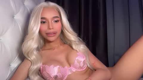 babysabrinaxx online show from October 22, 7:24 pm