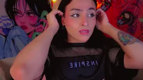 babysofix_ online show from November 4, 1:32 pm