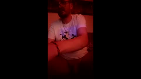 Snapshot of bacardy1981 chatting on March 29, 12:10 am bacardy1981 online show from March 29, 12:10 am