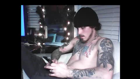 Snapshot of backwoodboiii910 chatting on December 19, 1:56 am backwoodboiii910 online show from December 19, 1:56 am