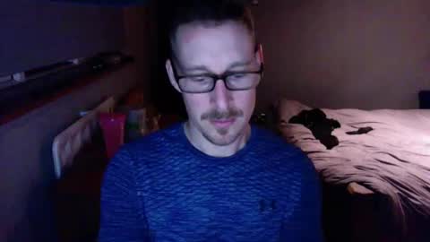 Snapshot of bad_dad43 chatting on January 1, 9:20 pm Bad dad43 online show from January 1, 9:20 pm