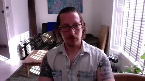 Snapshot of bad_dad43 chatting on May 26, 4:25 pm Bad dad43 online show from May 26, 4:25 pm