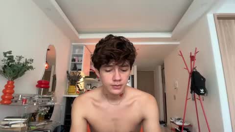 Snapshot of badboy_one chatting on June 29, 2:50 pm jhojan online show from June 29, 2:50 pm