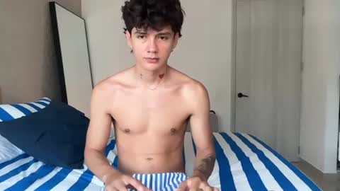 Snapshot of badboy_one chatting on August 9, 3:28 pm jhojan online show from August 9, 3:28 pm