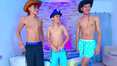 badboy_twinks online show from October 18, 7:25 pm