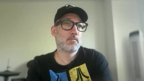 RockHardDrummer online show from May 28, 9:01 pm