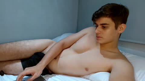 badbunny_69_ online show from February 25, 9:09 am