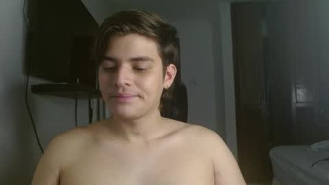 badbunny_69_ online show from February 10, 9:19 pm