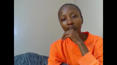 baddie_bunnie online show from April 20, 8:17 am