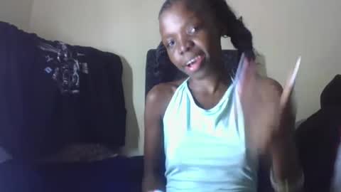 baddie_floxxy online show from April 20, 7:04 pm