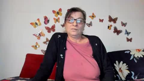 Snapshot of badgg chatting on January 13, 2:00 pm Gina online show from January 13, 2:00 pm