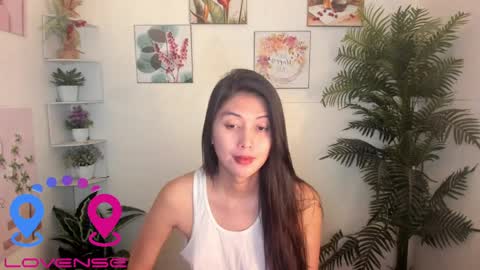 Joshaine online show from April 3, 4:05 pm