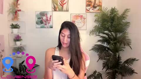 Joshaine online show from April 16, 5:36 pm