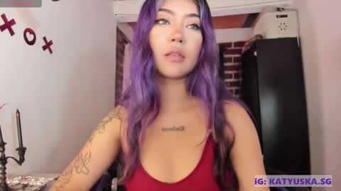 Snapshot of badkatyuska chatting on February 16, 7:49 pm Please help me to reach 100 thumbs up online show from February 16, 7:49 pm