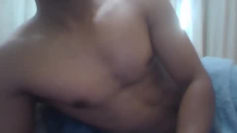 Snapshot of badmashlaunda143 chatting on February 21, 2:17 am badmashlaunda143 online show from February 21, 2:17 am