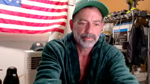 Snapshot of badnightwolf chatting on September 15, 1:33 pm Silver online show from September 15, 1:33 pm