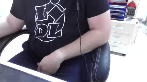 badskills701 online show from November 20, 6:51 pm