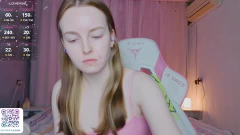 Snapshot of bae_cake_ chatting on May 17, 5:09 pm Alice online show from May 17, 5:09 pm