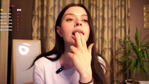 Snapshot of bae_miamor chatting on April 29, 3:27 pm Hello my name is Ariella online show from April 29, 3:27 pm