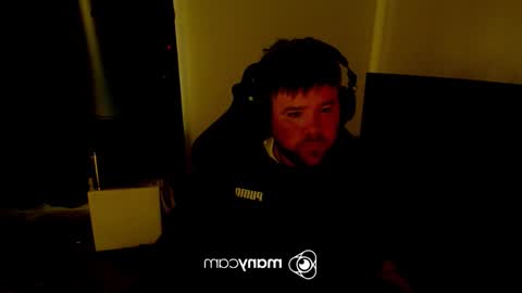 Snapshot of baftez chatting on October 4, 11:14 pm Baffels online show from October 4, 11:14 pm