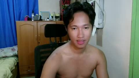 Snapshot of baggage00 chatting on June 21, 11:24 am baggage00 online show from June 21, 11:24 am