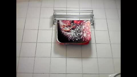 Snapshot of baggelina75 chatting on December 21, 9:33 am baggelina75 online show from December 21, 9:33 am