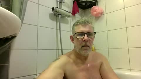 baggelina75 online show from May 21, 6:26 pm