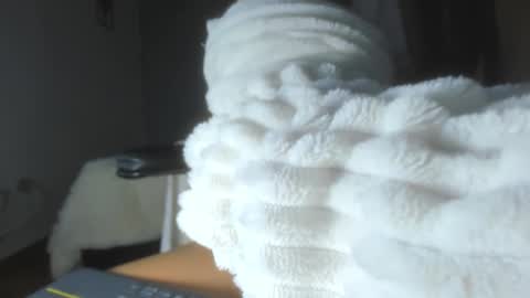 IM BAILEY online show from September 22, 12:12 am